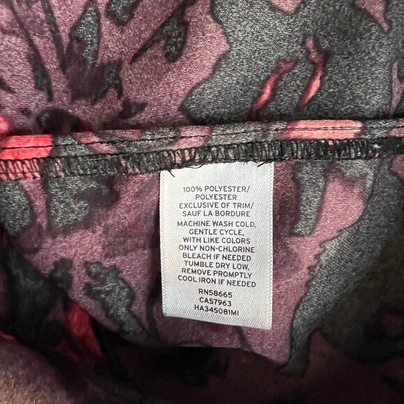 Halogen Women’s Sleeveless Ribbon Trim Woven Plum Pattern Printed Top | Size L - Picture 8 of 8